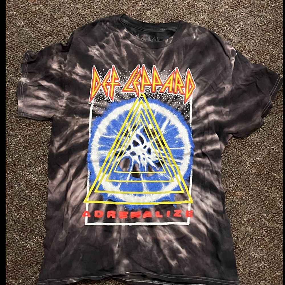 Tie die graphic